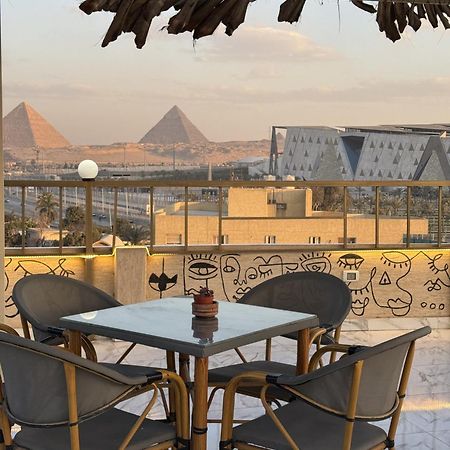 Topview Pyramids And Museum Nazlet el Simman ภายนอก รูปภาพ