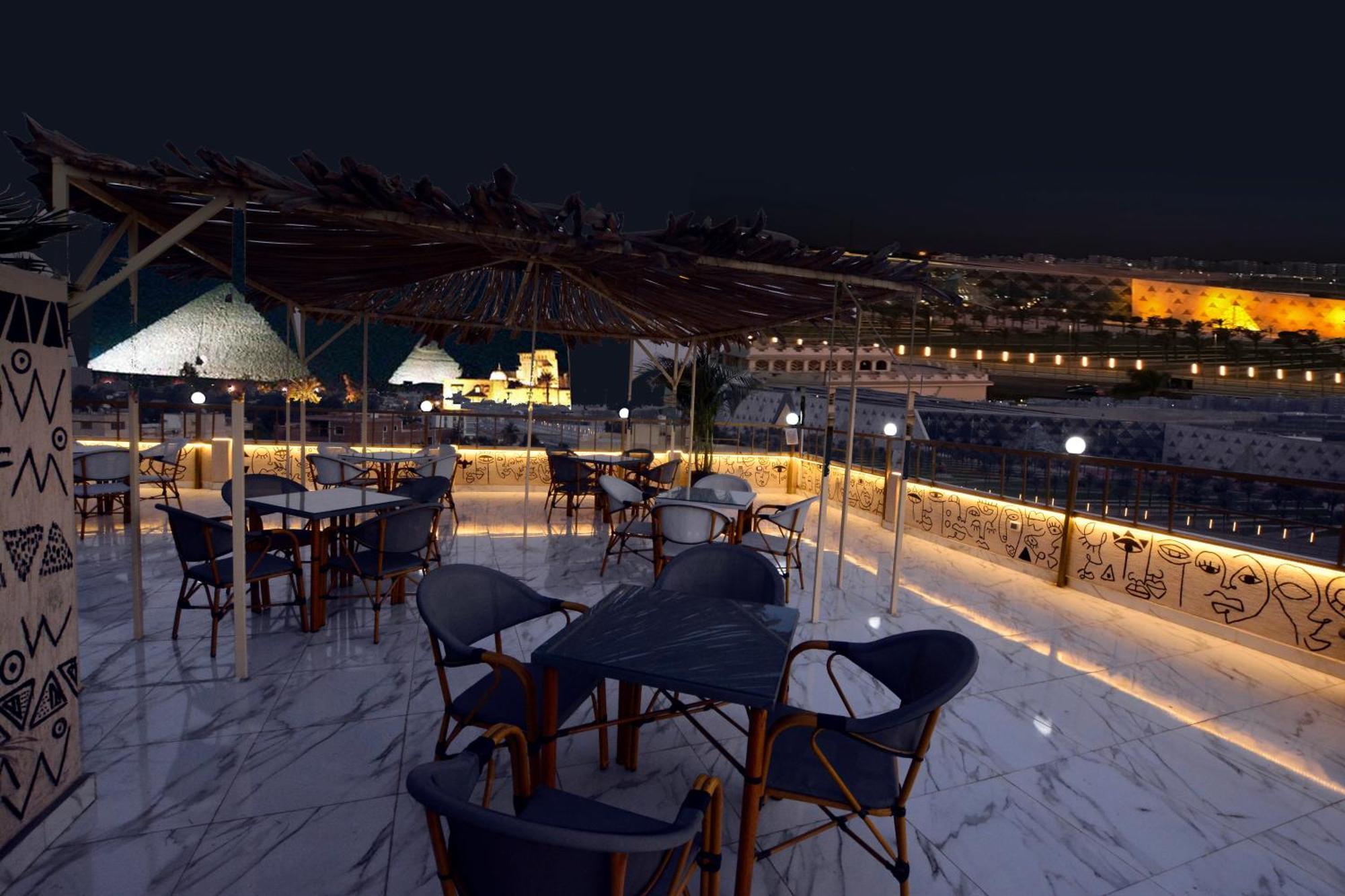 Topview Pyramids And Museum Nazlet el Simman ภายนอก รูปภาพ