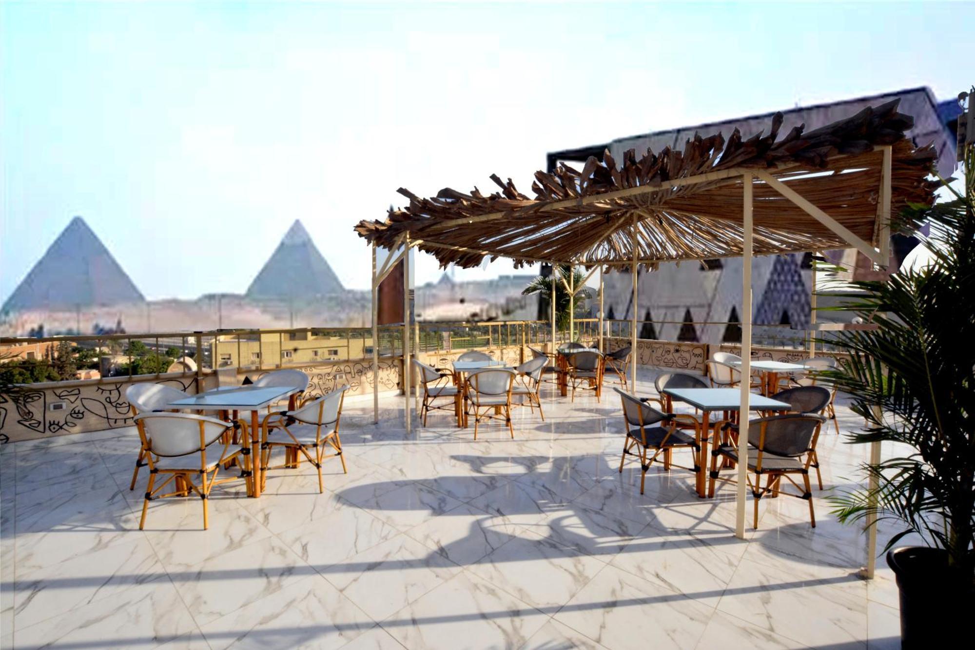 Topview Pyramids And Museum Nazlet el Simman ภายนอก รูปภาพ